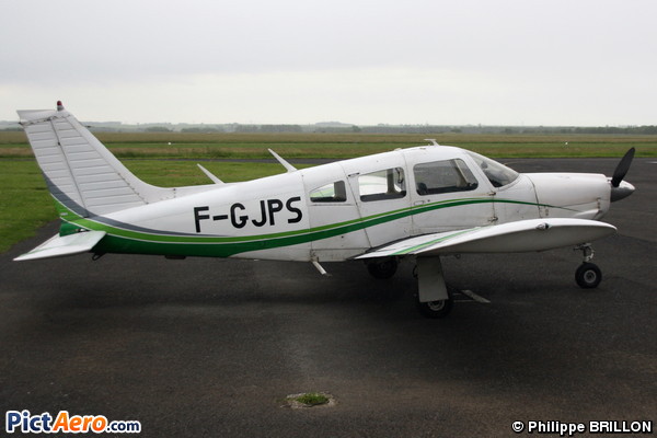 Piper PA-28 R-200 Cherokee Arrow II (LGP AVIATION)
