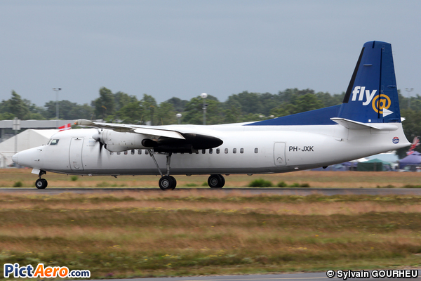 Fokker 50 (Denim Air)