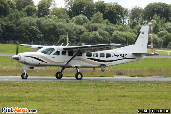Cessna 208B Grand Caravan (Privé / Private)