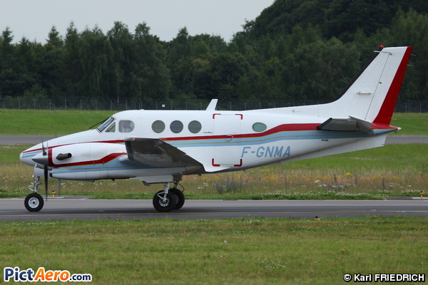 Beech C90A King Air  (SAS Francisair)
