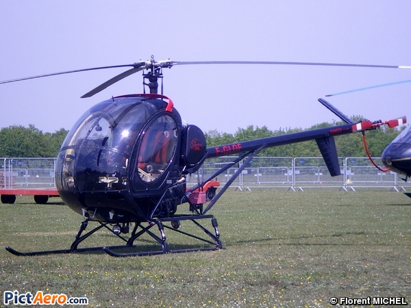 Schweizer 269/300 (ABC Helicopters)