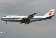 Boeing 747-412/BCF (B-2455)