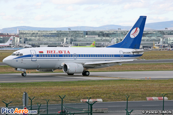 Boeing 737-5Q8 (Belavia Belarusian Airlines)
