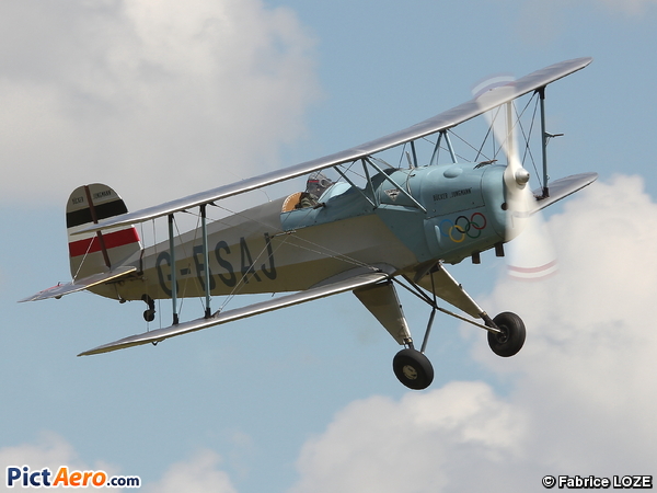 Bücker CASA 1-131E-3B Jungmann (Flying Legends)