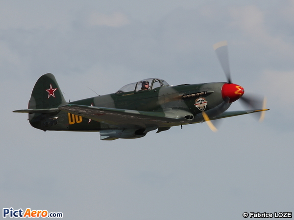 Yakovlev Yak-9U-M (Private / Privé)