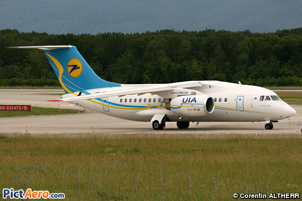 Antonov An-148-100B (Air Ukraine)