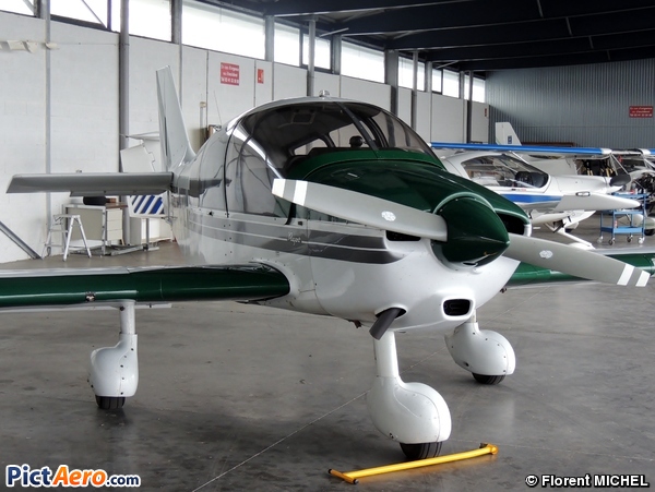 Robin DR 400-180 (Aeroclub de Bellegarde Vouvray)