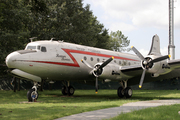 Douglas C-54E Skymaster (44-9063)