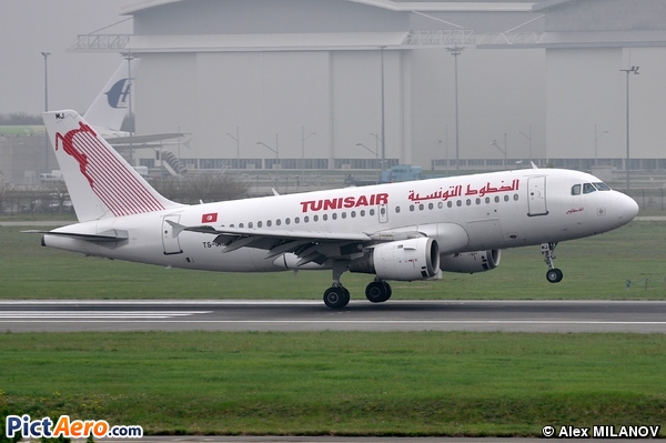 Airbus A319-114 (Tunisair)