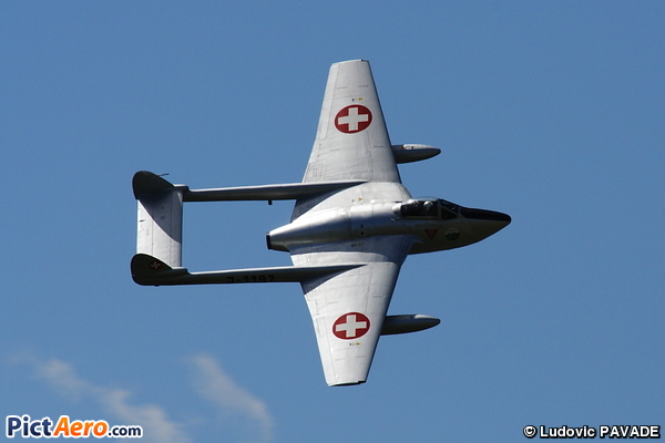 De Havilland Vampire FB.6 (DH-100) (Private / Privé)
