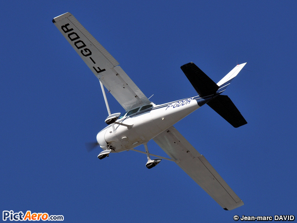 Cessna 172P Skyhawk II (Private / Privé)
