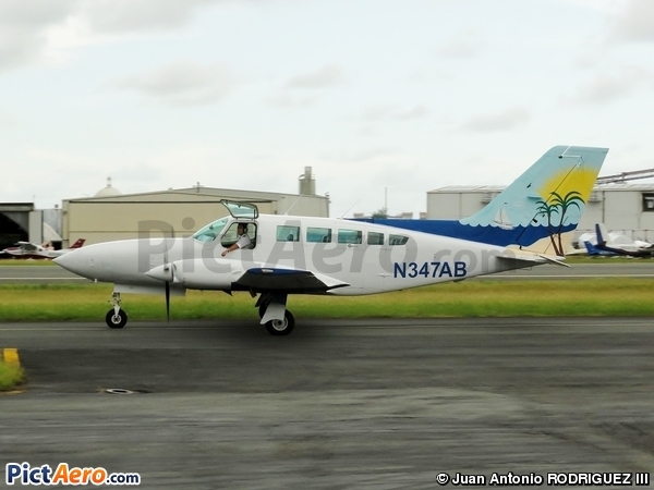 Cessna 402C utililiner (Air Sunshine)