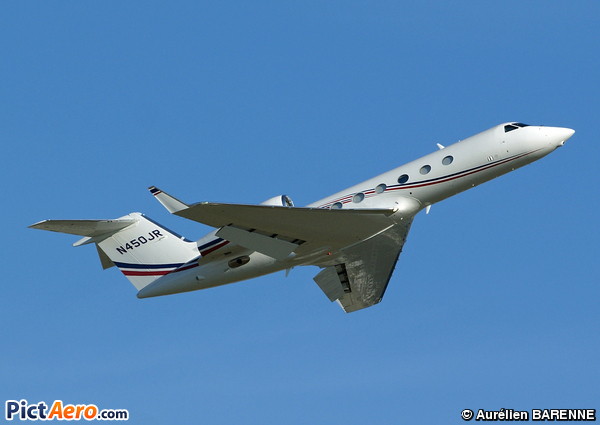 Gulfstream Aerospace G-IV-X Gulfstream G450 (WFBN.)