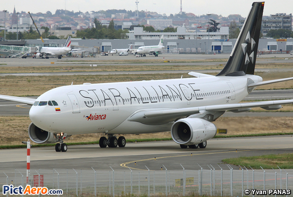 Airbus A330-243 (Avianca)