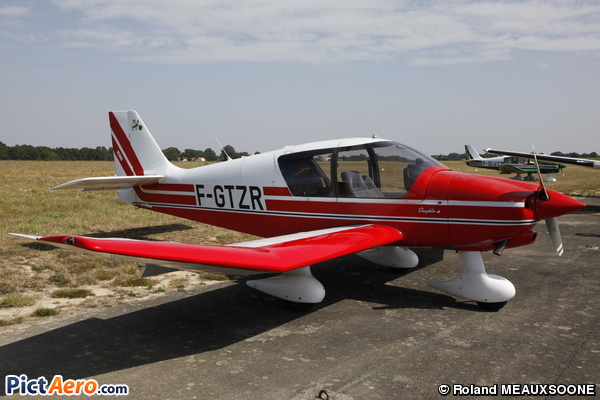 Robin DR400-140 B Dauphin (Aéroclub des Navigants)