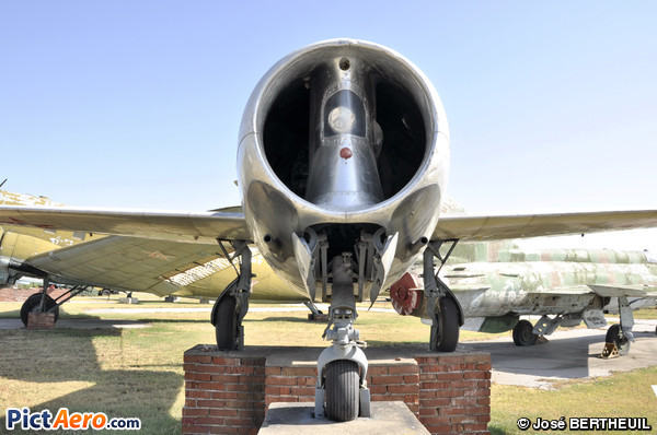 Yakovlev Yak-23 (Musée de l'aviation de Krumovo/Plovdiv)