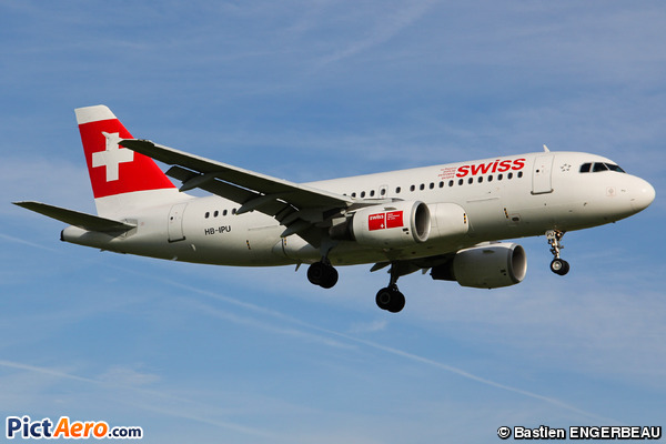 Airbus A319-112 (Swiss International Air Lines)