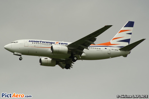 Boeing 737-7Q8 (Smart Wings)