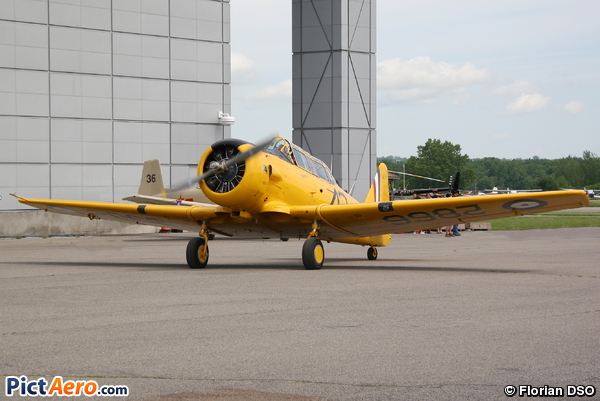 CCF AT-6 Harvard Mk.IV (Vintage Wings Of Canada/Les Ailes d' Époque Du Canada)