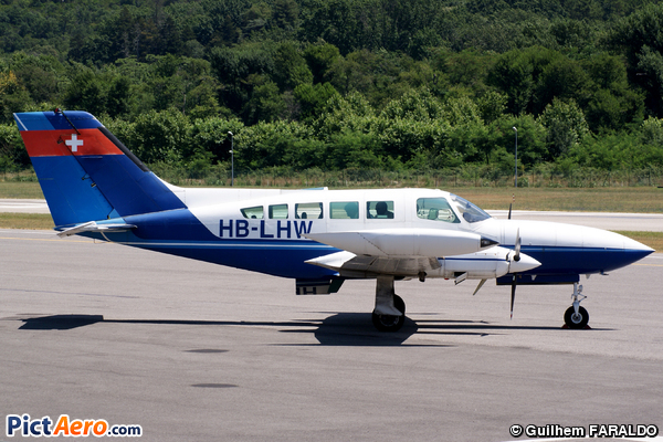 Cessna 402-B Businessliner (EFOS Flight-Charter AG)