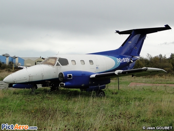 Embraer EMB-121AA Xingu (Sky Service)