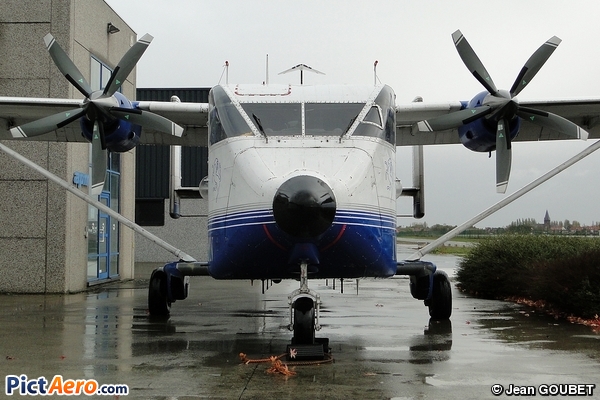 Shorts SC-7 Skyvan 3-100 (Invicta Aviation)