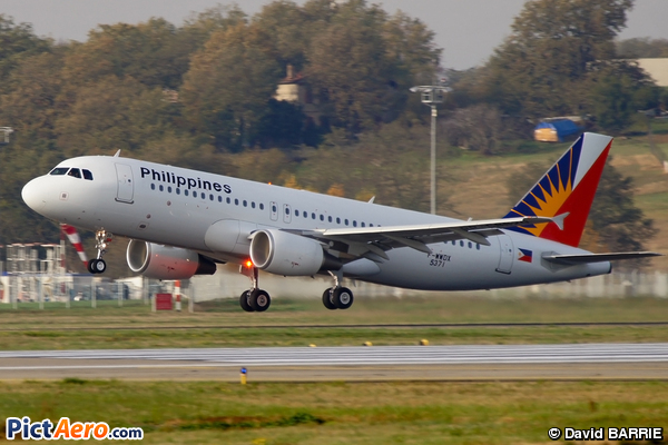 Airbus A320-214 (Philippine Airlines)
