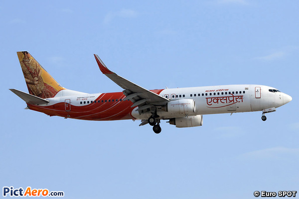 Boeing 737-8Q8/WL (Air India Express)