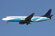 Boeing 737-46J (A6-ESE)