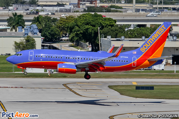 Boeing 737-7BD/WL (Southwest Airlines)