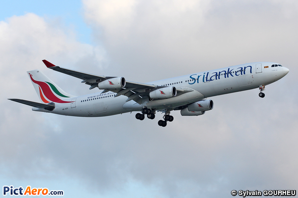 Airbus A340-313 (SriLankan Airlines)