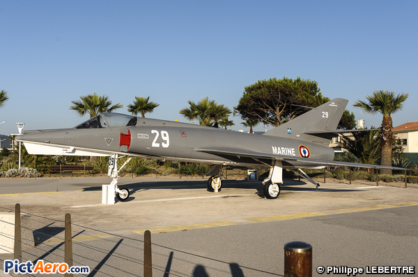 Dassault Etendard IVM (France - Navy)