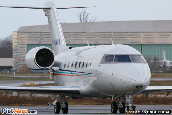 Canadair CL-600-2B16 Challenger 605 (Untitle / Private)