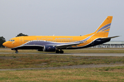Boeing 737-348/QC