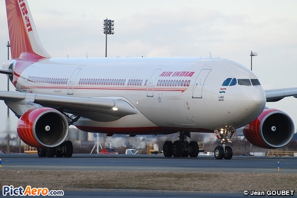 Airbus A330-223 (Air India)
