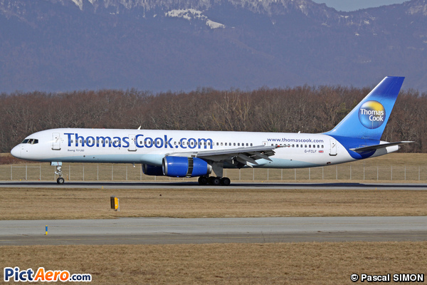 Boeing 757-28A (Thomas Cook Airlines)