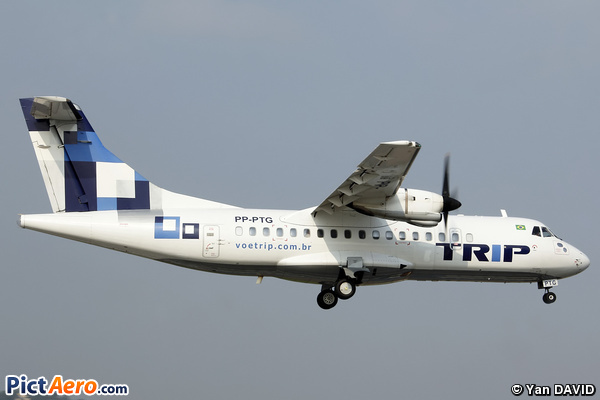 ATR 42-320 (TRIP Linhas Aéreas)
