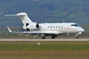 Bombardier BD-100-1A10 Challenger 300 (OH-FLM)