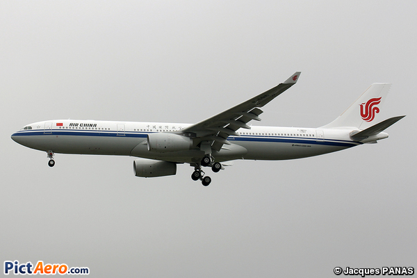 Airbus A330-343 (Air China)