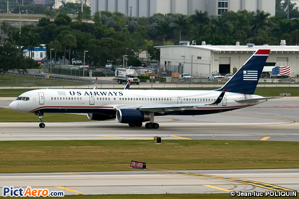 Boeing 757-2B7 (US Airways)