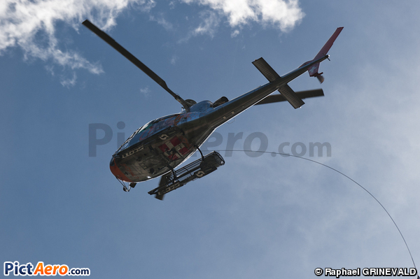 Aérospatiale AS-350 B3 Ecureuil (Chamonix Mont-Blanc Helicoptères)