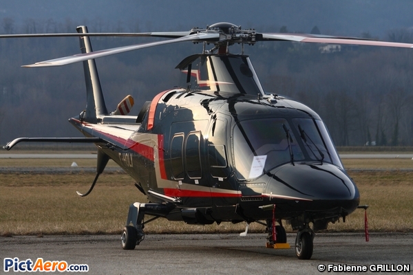 Agusta AW109 SP (Skycam Hélicoptères)