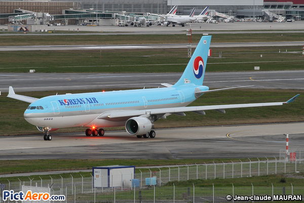 Airbus A330-223 (Korean Air)