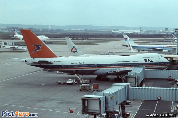 Boeing 747-244B (South African Airways)