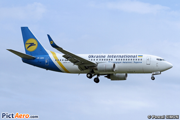 Boeing 737-36N/WL (Ukraine International Airlines)