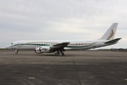 Douglas DC-8-72 (VP-BHS)