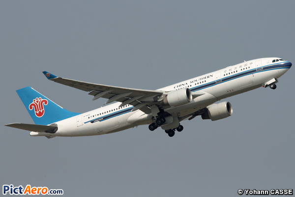 Airbus A330-223 (China Southern Airlines)