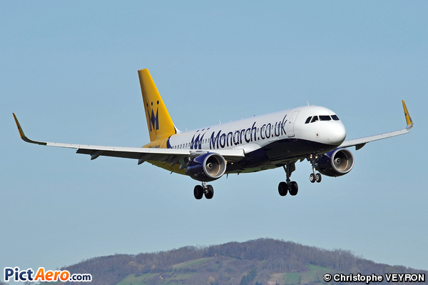 Airbus A320-214 (Monarch Airlines)