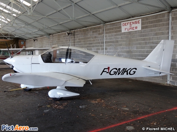 Robin HR 200-120 B (Aéroclub de Limoges)