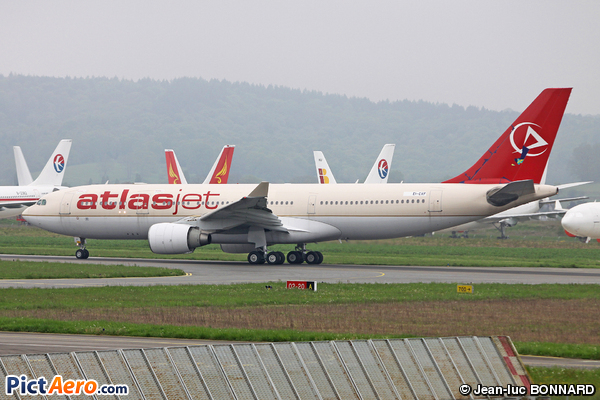 Airbus A330-223 (Atlasjet Airlines)